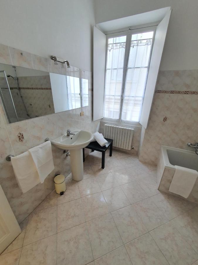 Villa Arcobaleno Rondo Garibaldi 圣雷默 外观 照片