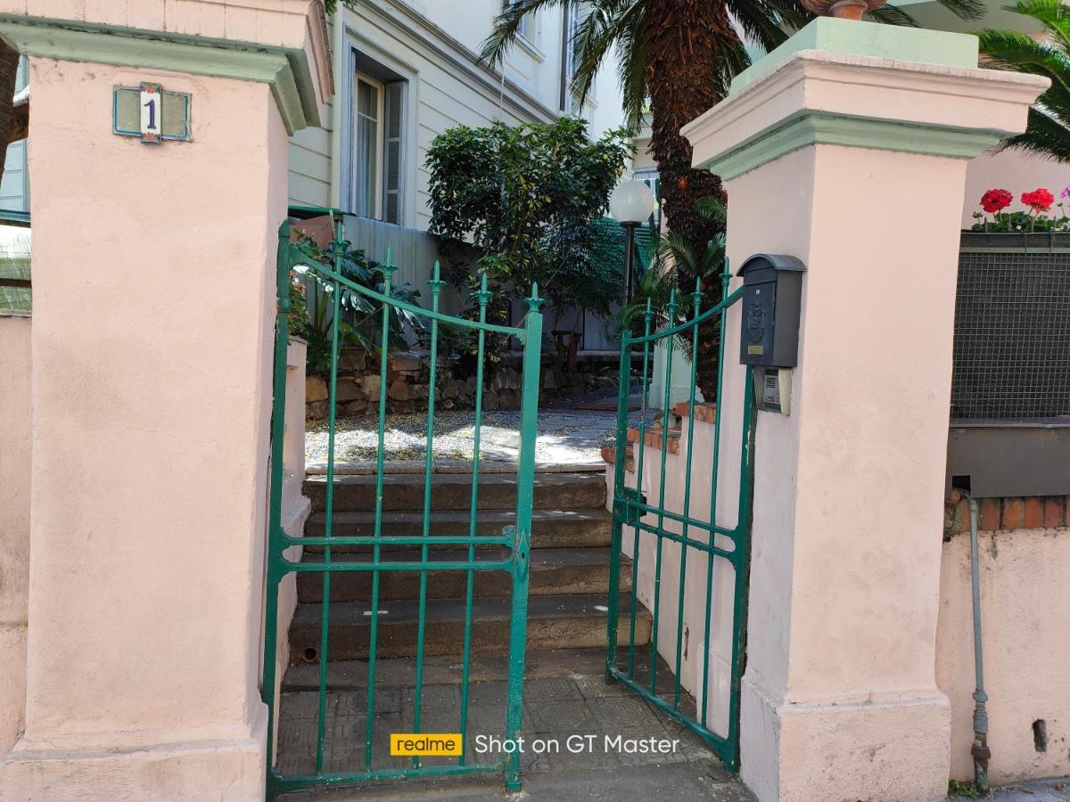 Villa Arcobaleno Rondo Garibaldi 圣雷默 外观 照片